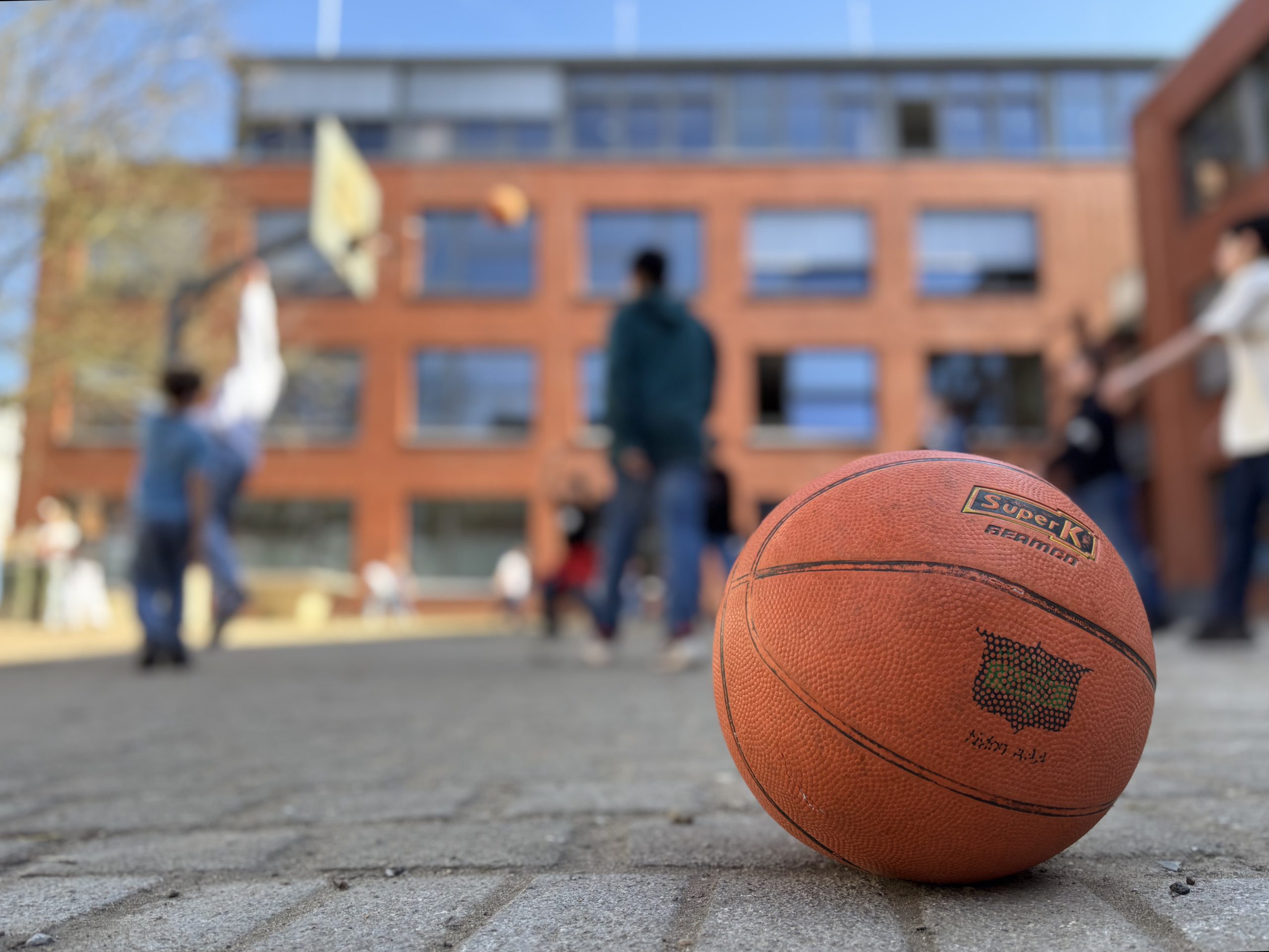 Der große Wurf? – Schulhöfe sollen neu gestaltet werden